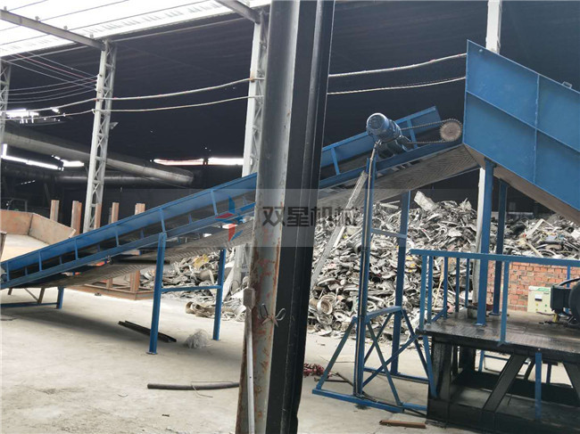 <a href='http://www.thecosmalshow.com/psxl/4.html' target='_blank'><span>廢鋼破碎機</span></a>客戶現場拍攝