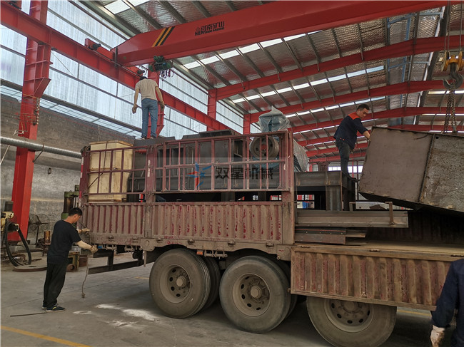 廢鋼破碎機1600型設備發貨現場